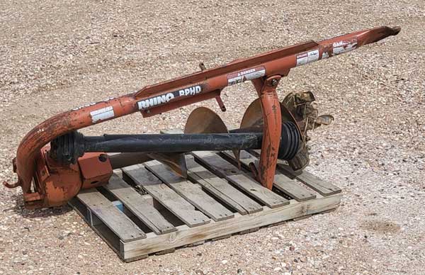 used - Rhino - 9inch auger post hole digger