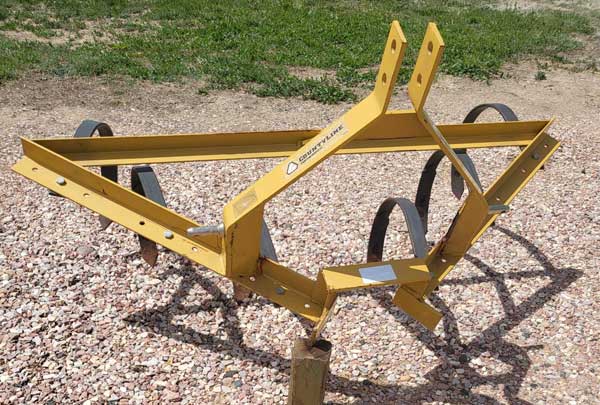 Used - V-Row cultivator