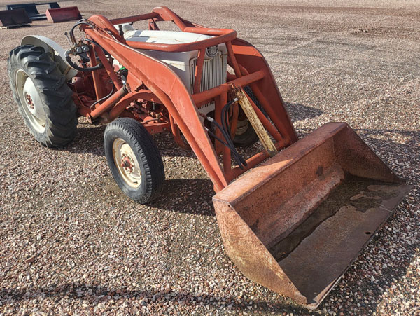 Used - Ford 861 Tractor with loader and factory power steering